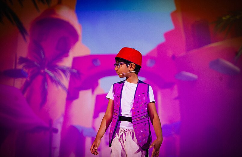 Aladdin 16 