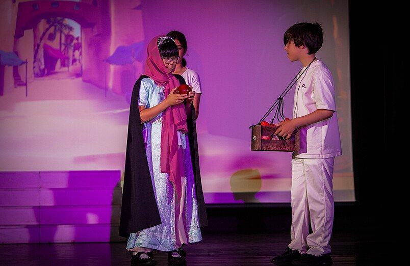 Aladdin 18 