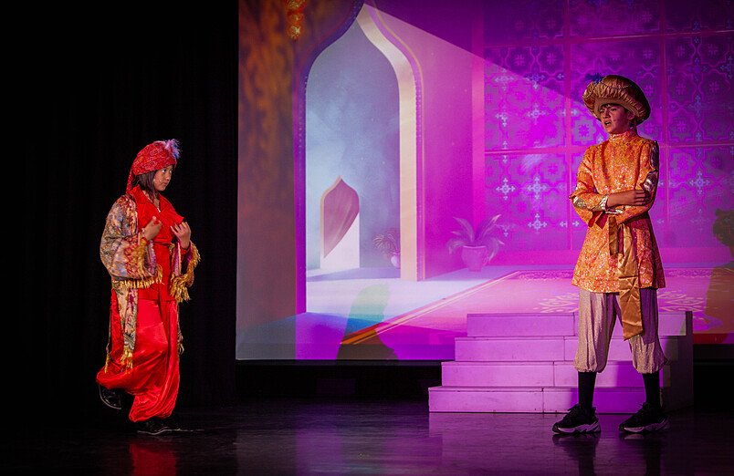 Aladdin 9 