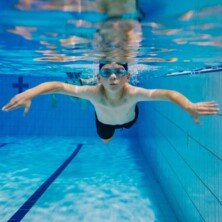 Did you know that children who swim regularly tend to have stronger immune systems and sleep better? Why? Because swimming helps the body stay fit, keeps circulation healthy, and tires out little minds in a good way — which means less chance of catching bugs and better chances of a deep night’s sleep. It’s also why we’re so excited to have kicked off our third tournament of the term today since beginning our partnership with Watford Swimming Club. Congratulations to our Junior School pupils who took part in a mixed tournament against Berkhamsted School - happy sleeps tonight! #SwimSchool #WatfordSwimClub #StMargaretsJuniorSchool #StMargaretsSport @watfordsc @berkhamstedschools

.
.
.
#StMargaretsHertfordshire #StMargaretsBushey #busheylife #busheymums #independentschool #schoollife #education #boardingschool #watford #stanmore #radlett #harrow #watfordmums #watfordlife #pinnermums #pinnerparents #preplife #prepschool #rickmansworthmums #stanmoremums