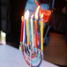 We are celebrating the last day of Hanukkah today! Back in November and just before the start of celebrations, our Junior School also saw a wonderful assembly by Yosef from Bushey Chabad explaining the traditions of the Jewish festival #StMargaretsSchool #Hanukkah2021 
.
.
.
#StMargaretsHertfordshire #StMargaretsBushey #StMargaretsNursery #TheNursery #earlyeducation #nurseryschool #kindergarten #preschool #busheylife #busheymums #independentschool #schoollife #education #boardingschool #watford #stanmore #radlett #harrow #watfordmums #watfordlife #pinnermums #pinnerparents #preplife #prepschool #rickmansworthmums #stanmoremums #busheyheath #hertfordshiremums