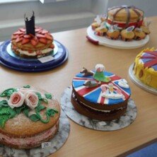 From baking to crafting, we've had a blast celebrating the Queen's Platinum Jubilee! From a charity fair, to a crown jewel hunt and even a victoria sponge competition, all of our staff and pupils got involved! Congratulations to HM The Queen on her remarkable 70-year reign from all of us at St Margaret's School!
#StMargaretsSchool #PlatinumJubilee #HM70
.
.
.
​​#StMargaretsHertfordshire #StMargaretsBushey #StMargaretsNursery #TheNursery #earlyeducation #nurseryschool #kindergarten #preschool #busheylife #busheymums #independentschool #schoollife #education #boardingschool #watford #stanmore #radlett #harrow #watfordmums #watfordlife #pinnermums #pinnerparents #preplife #prepschool #rickmansworthmums #stanmoremums #busheyheath