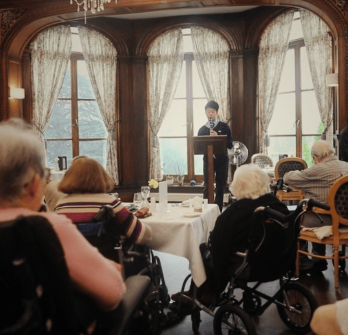 Website Story Banner 700x674px 