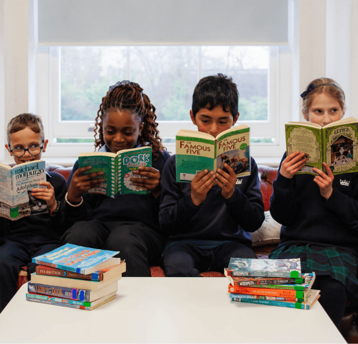 Website Story Banner 700x674px 