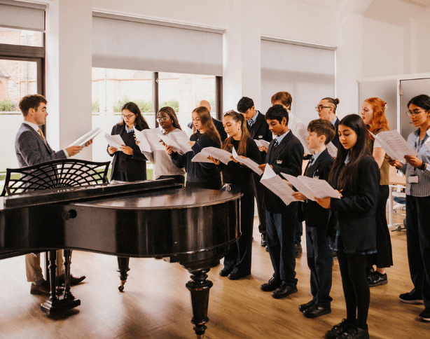 Website Story Thumbnail 614x484px 